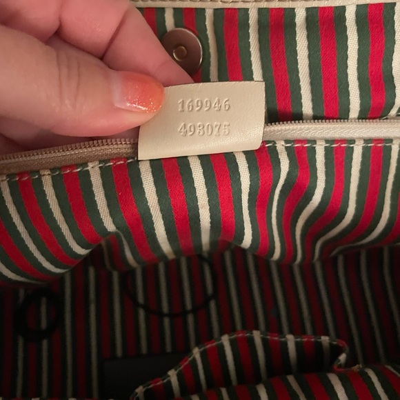Authentic Gucci logo tote bag - Picture 7 of 13